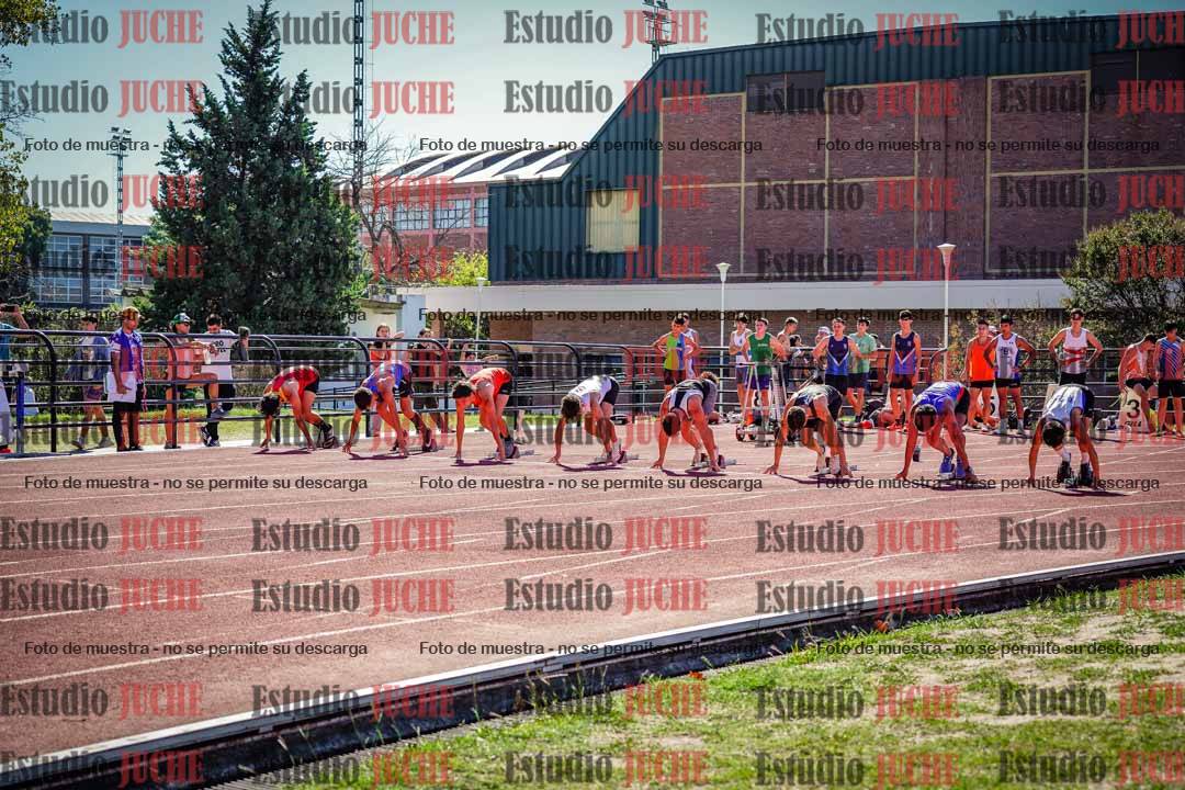 Fotos de los 100 m llanos de varones