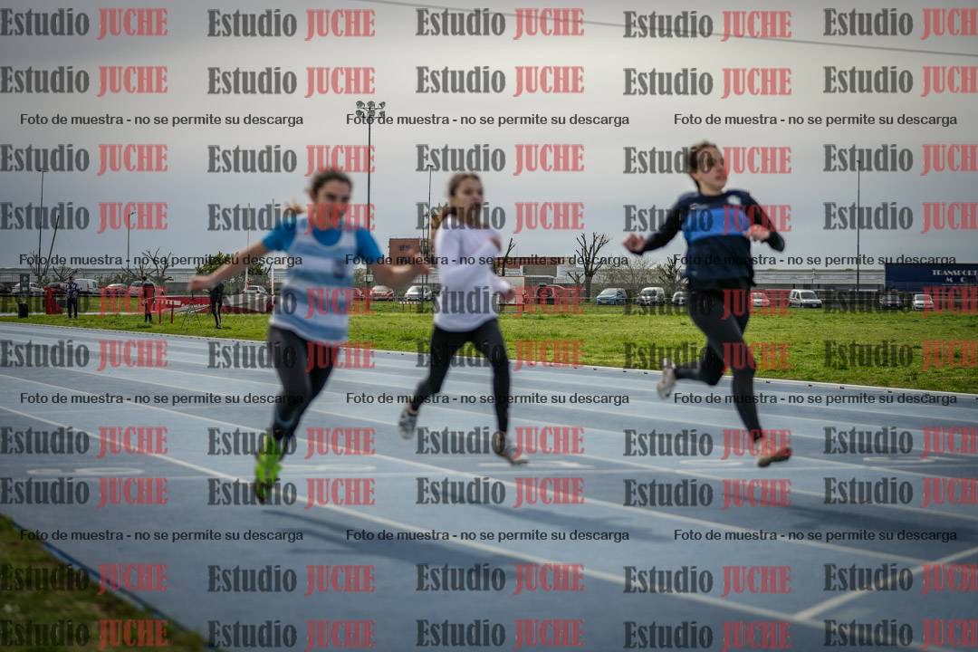Fotos de los 80 m llanos de mujeres - U14 (FINAL)