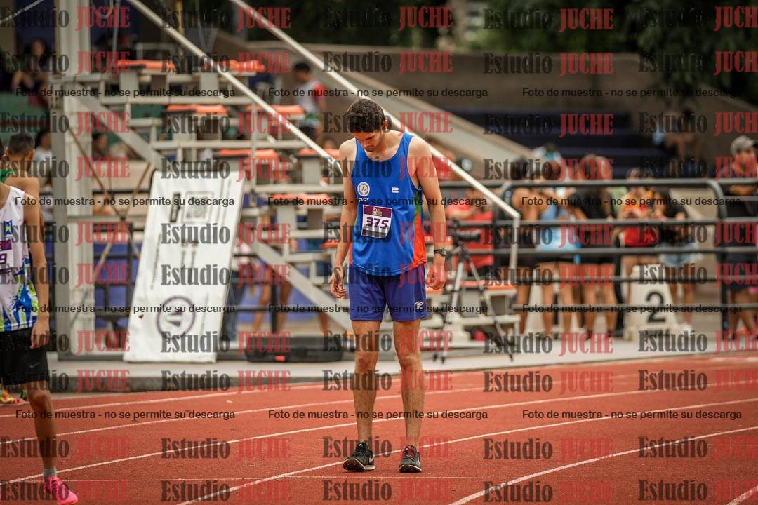 Fotos de los 800 m llanos de varones