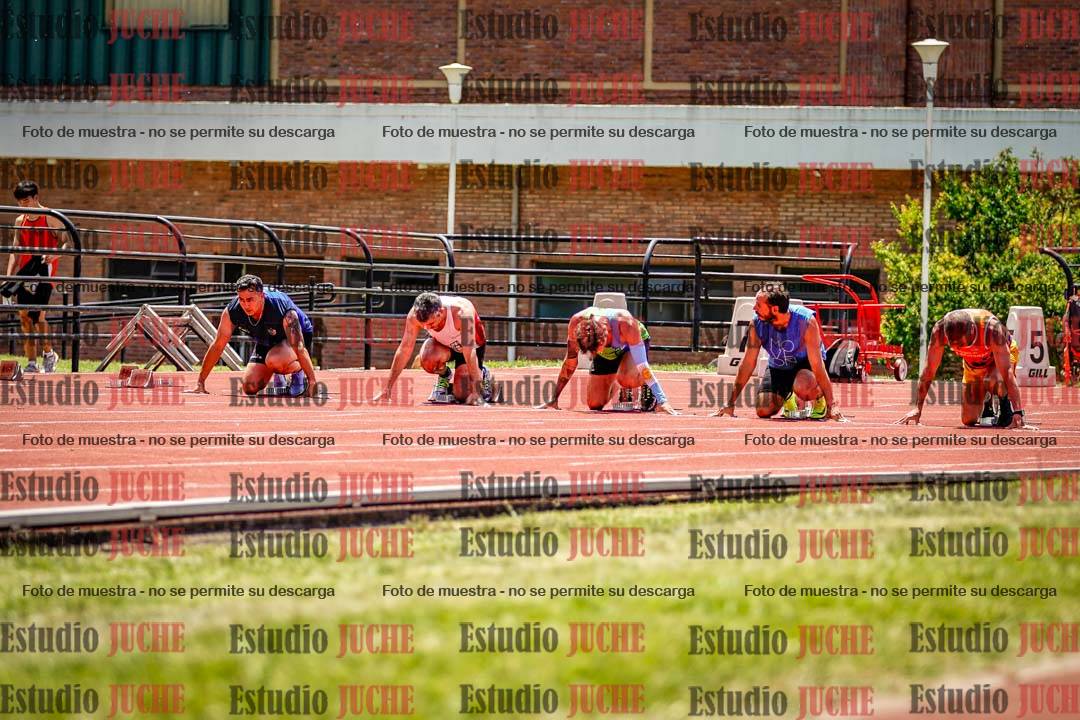 Fotos de los 100 m llanos de varones