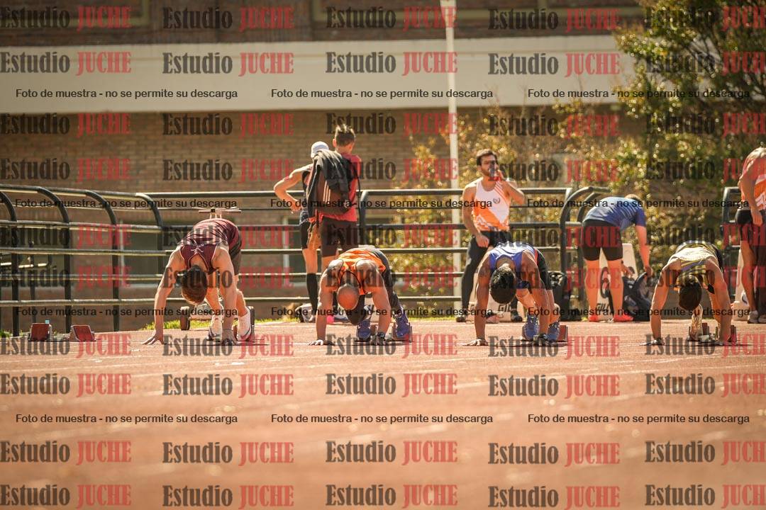 Fotos de los 100 m llanos de varones