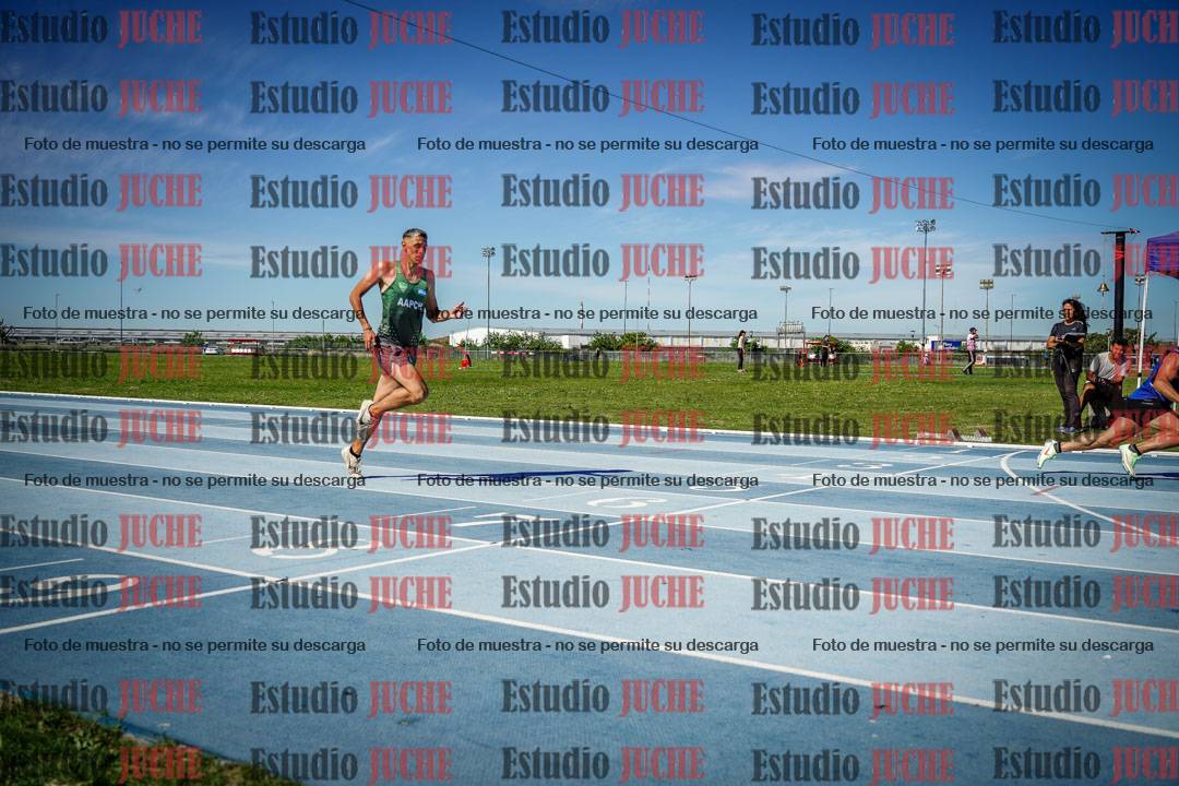 Fotos de los 400 m llanos de varones