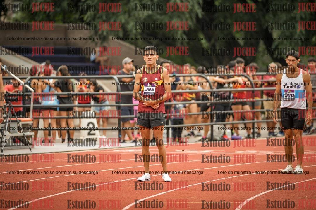 Fotos de los 800 m llanos de varones