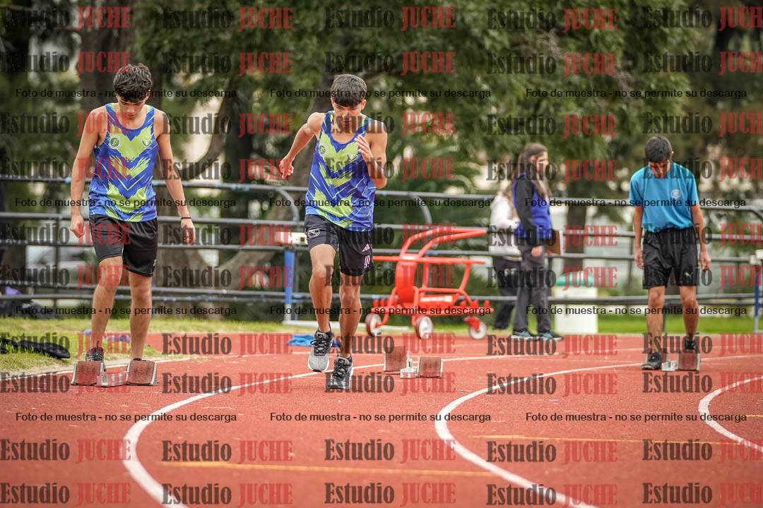 Fotos de los 200 m llanos de varones