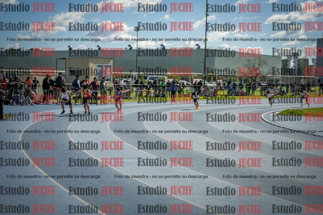 Fotos de los 800 m llanos de varones