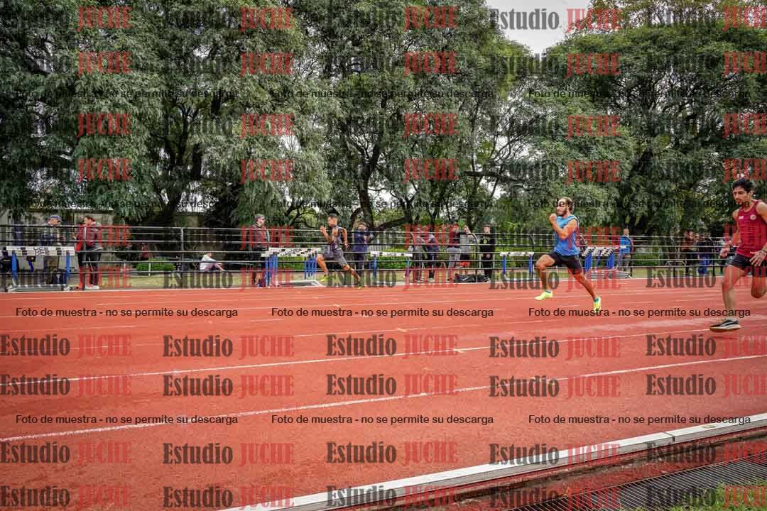 Fotos de los 100 m llanos de varones
