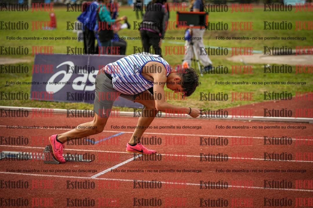 Fotos de los 400 m llanos de varones
