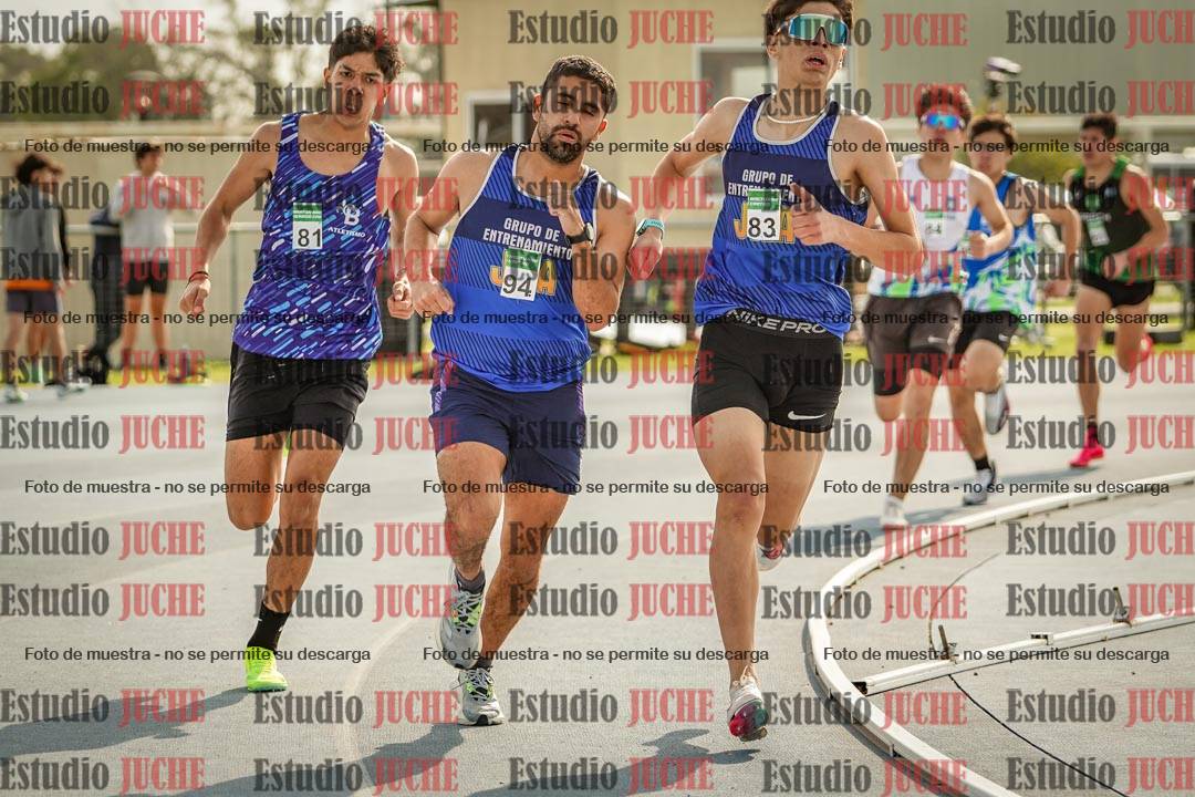 Fotos de los 800 m llanos de varones