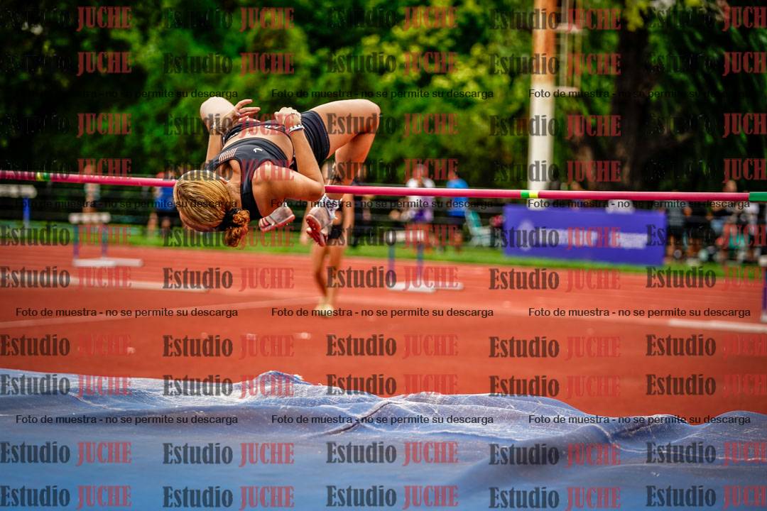 Fotos del salto en alto de mujeres