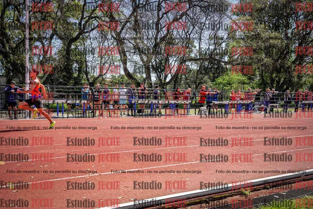 Fotos de los 100 m llanos de varones