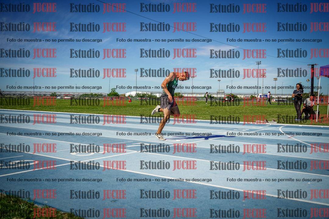 Fotos de los 400 m llanos de varones