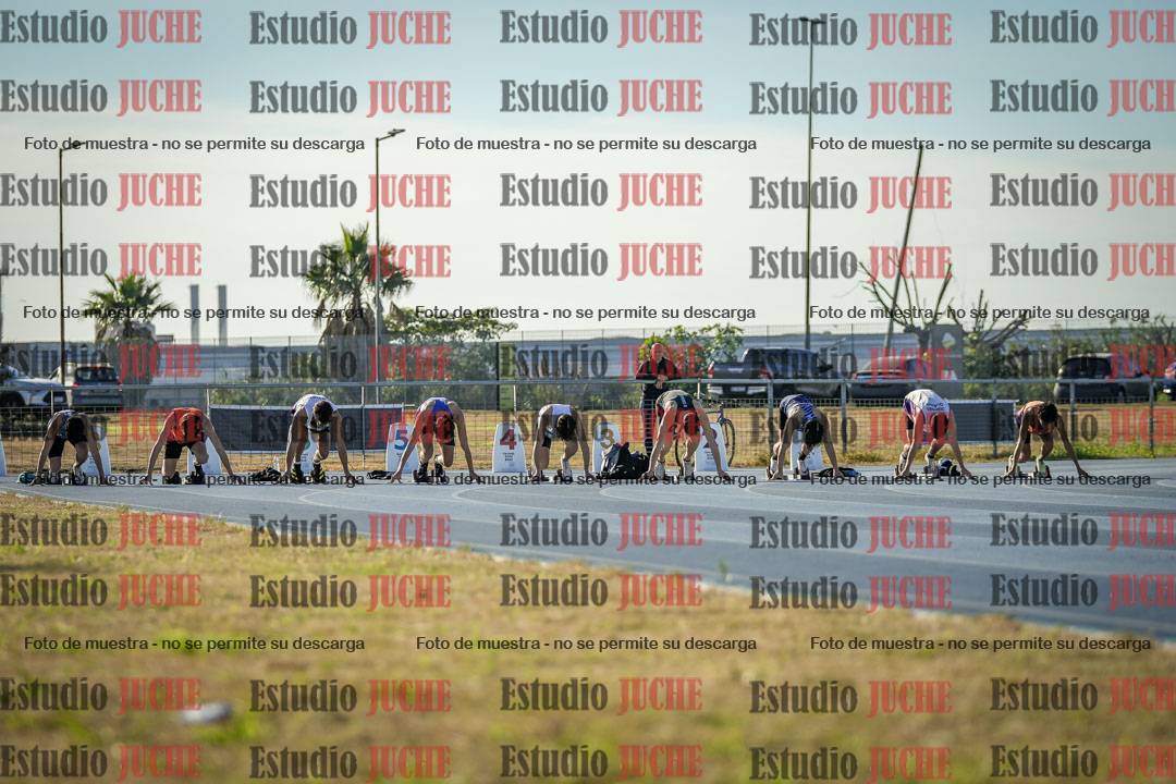 Fotos de los 100 m llanos de varones - FINAL U18