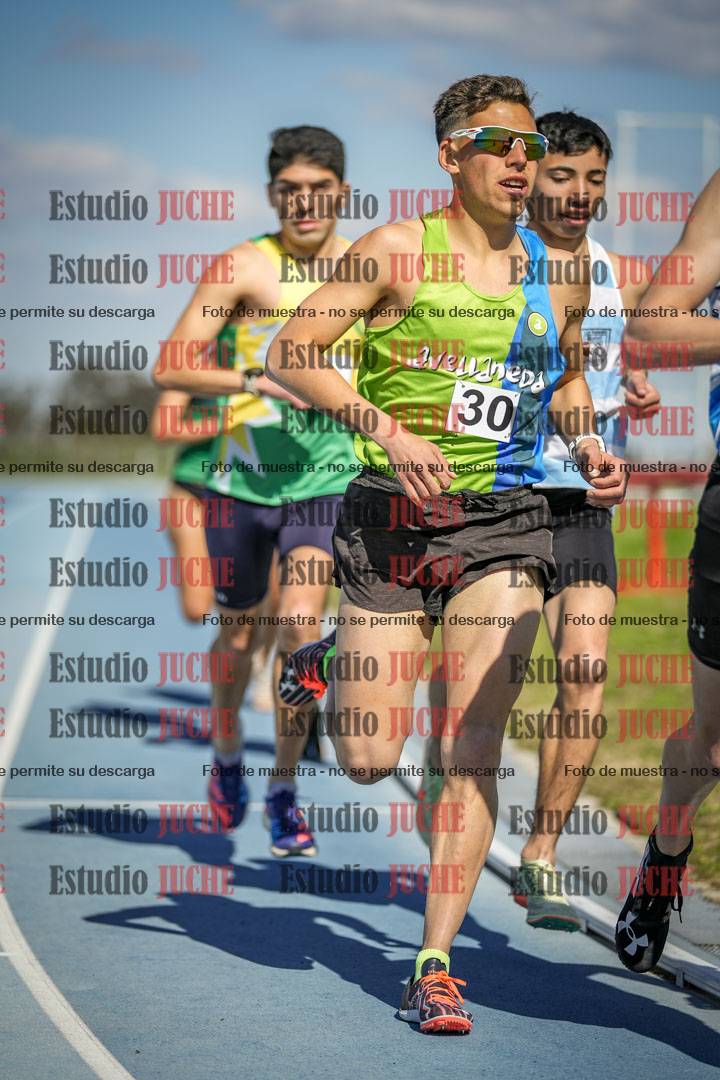 Fotos de los 5000 m llanos de mujeres y varones