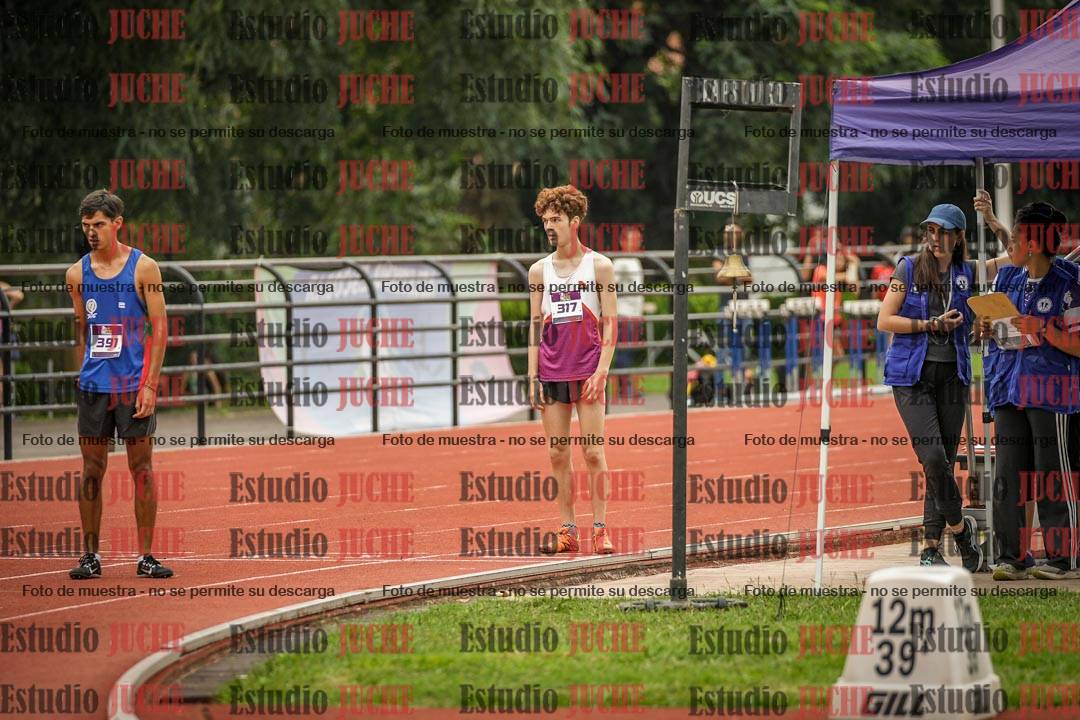Fotos de los 800 m llanos de varones