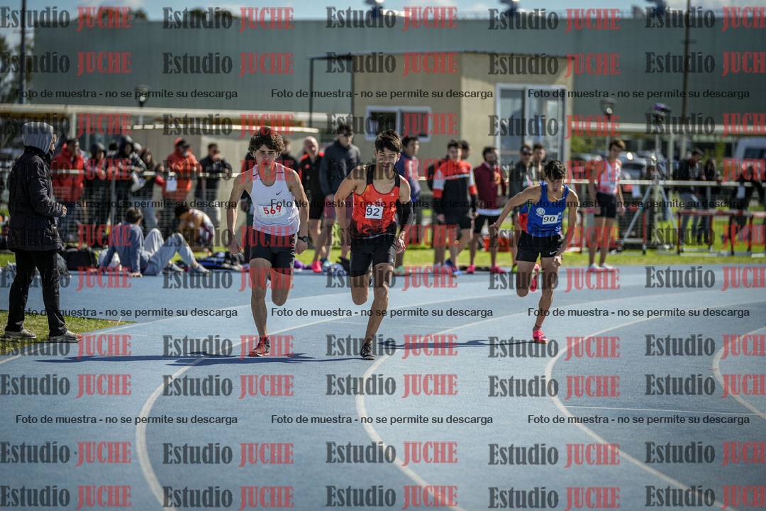 Fotos de los 800 m llanos de varones