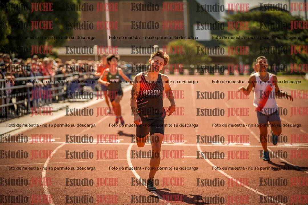 Fotos de los 400 m llanos de varones
