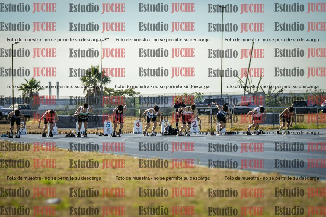 Fotos de los 100 m llanos de varones - FINAL U18