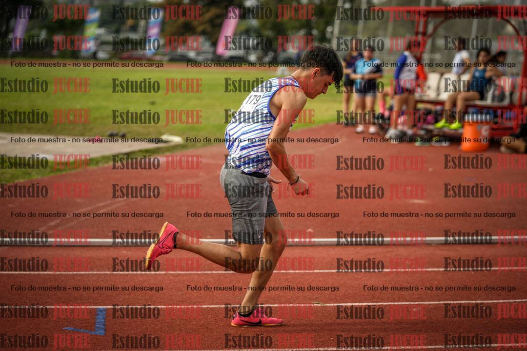 Fotos de los 400 m llanos de varones