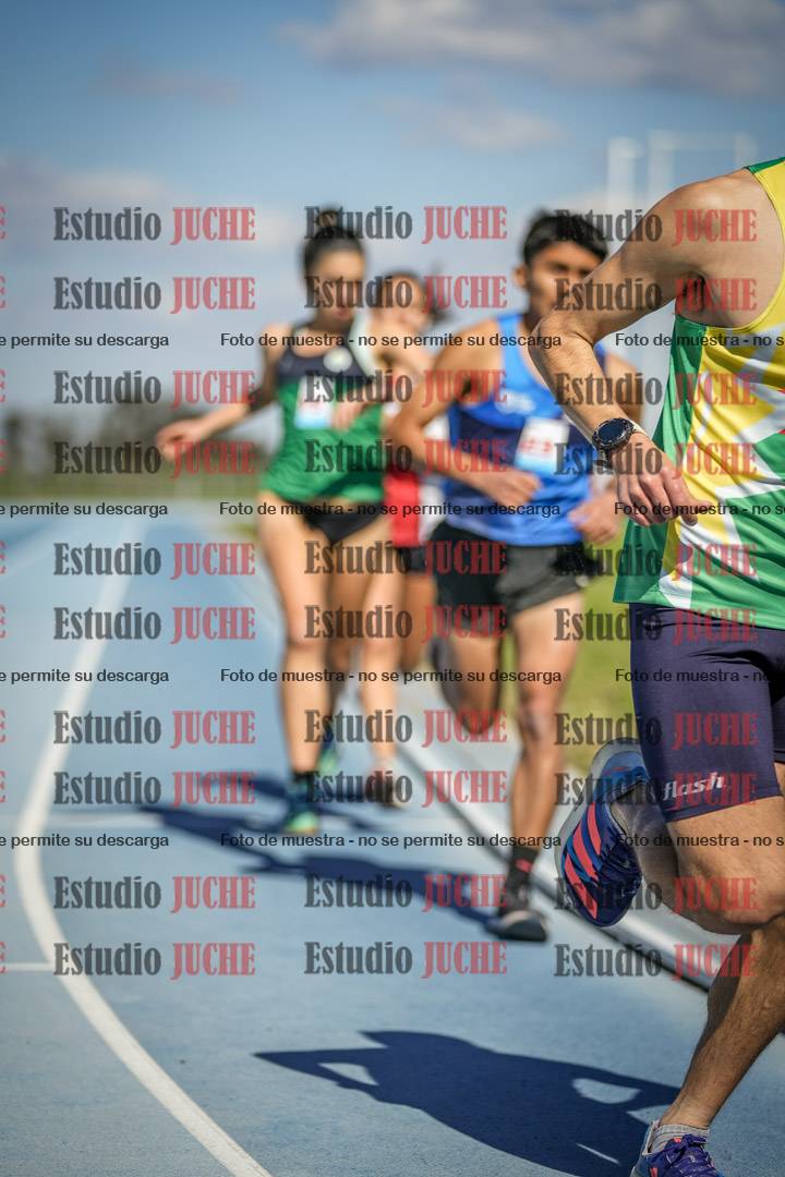 Fotos de los 5000 m llanos de mujeres y varones