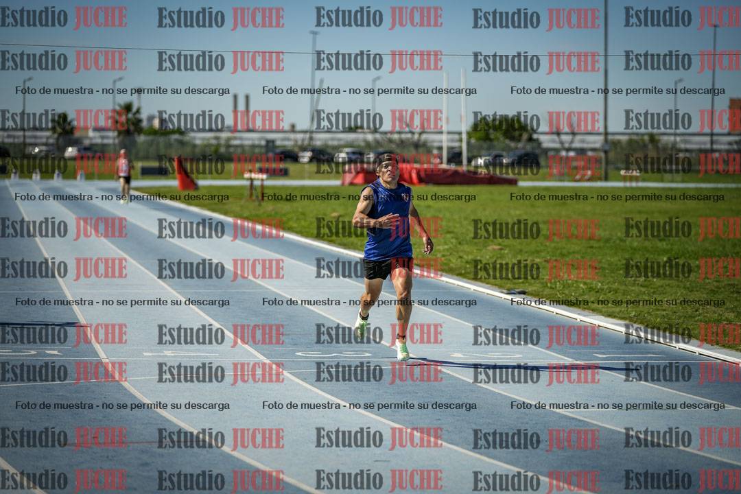 Fotos de los 400 m llanos de varones