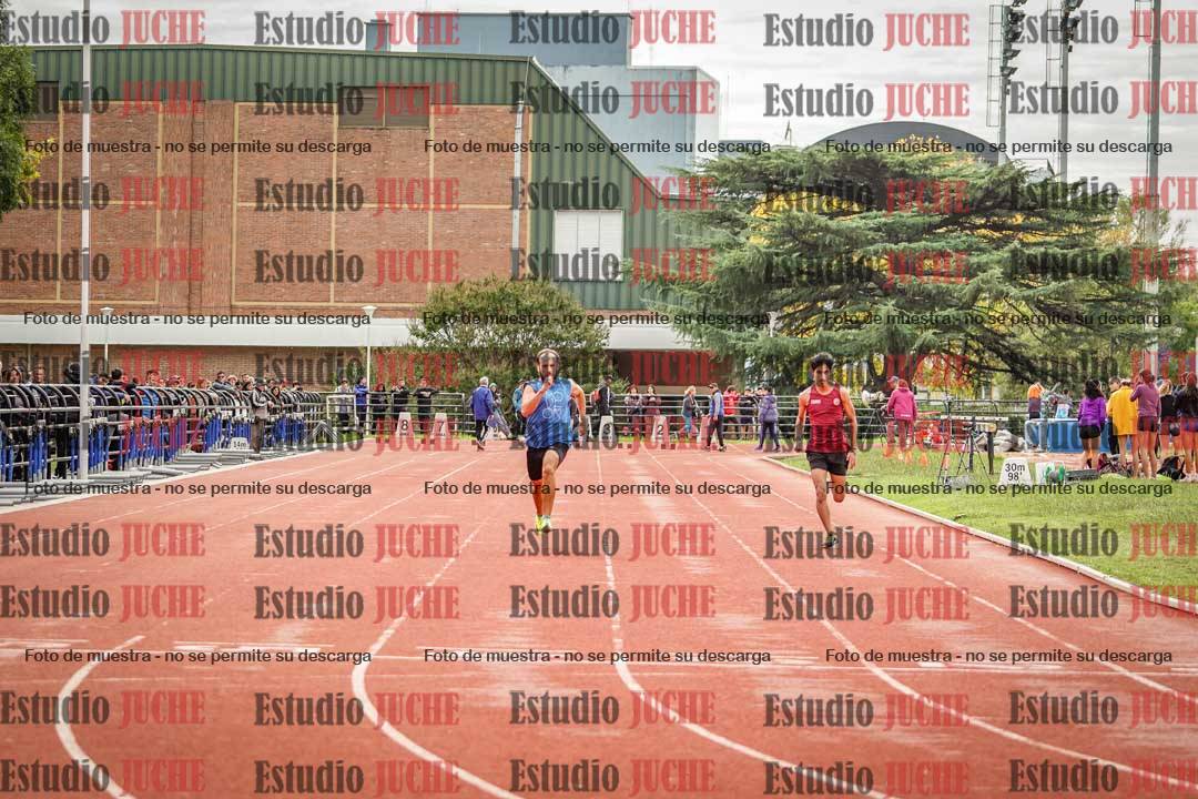 Fotos de los 100 m llanos de varones