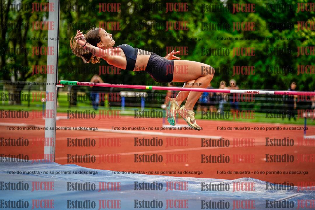 Fotos del salto en alto de mujeres