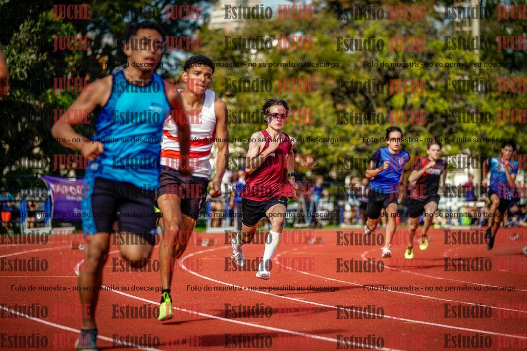 Fotos de los 200 m llanos de varones