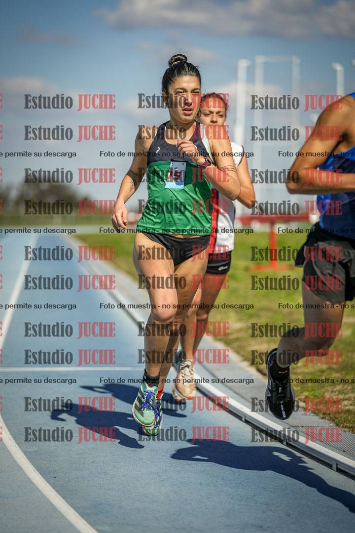 Fotos de los 5000 m llanos de mujeres y varones
