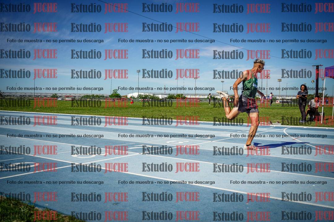 Fotos de los 400 m llanos de varones