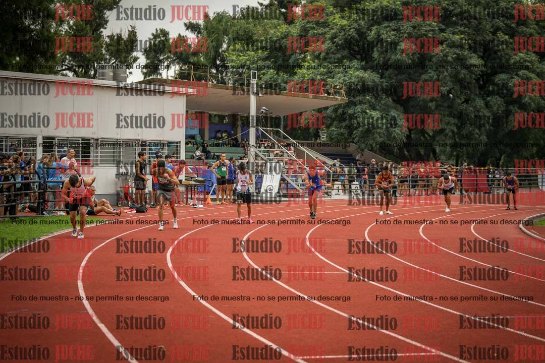 Fotos de los 800 m llanos de varones