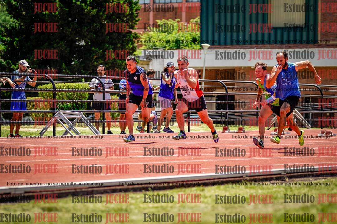 Fotos de los 100 m llanos de varones