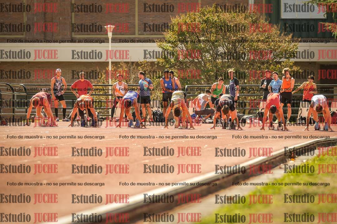Fotos de los 100 m llanos de varones