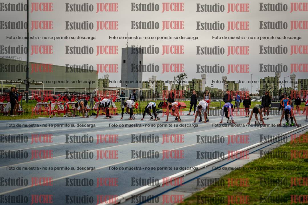 Fotos de los 80 m llanos de varones - U14 (FINAL)