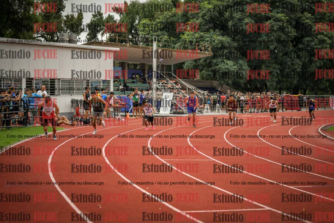 Fotos de los 800 m llanos de varones