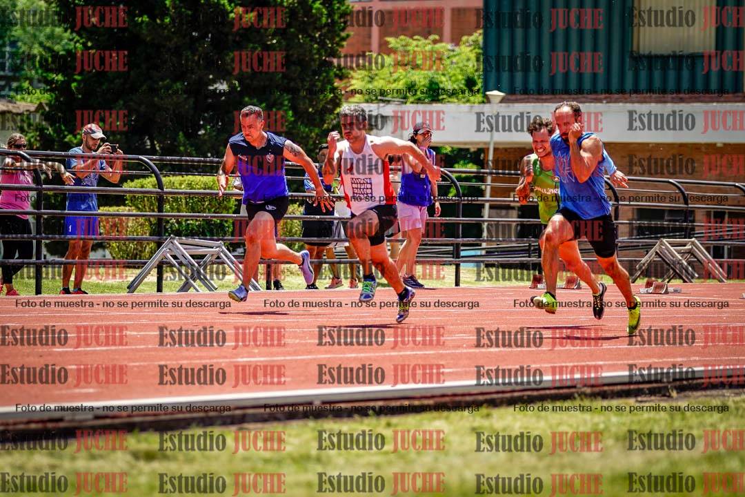 Fotos de los 100 m llanos de varones