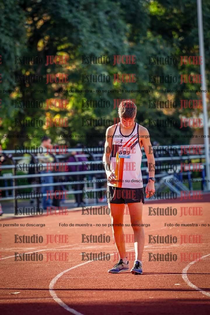 Fotos de los 800 m llanos de varones