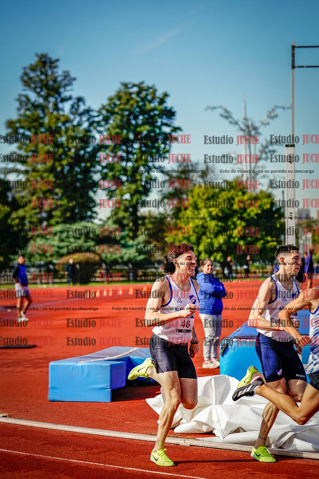 Fotos de los 800 m de varones