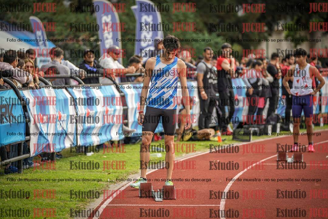 Fotos de los 400 m llanos de varones