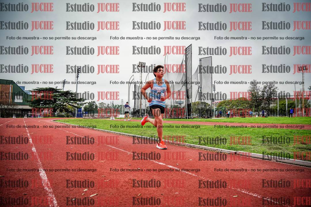 Fotos de los 2400 m llanos de varones