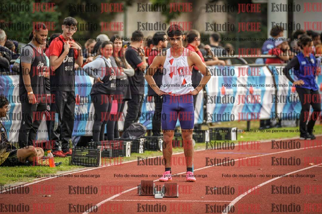 Fotos de los 400 m llanos de varones
