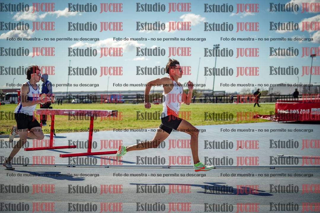 Fotos de los 800 m llanos de varones