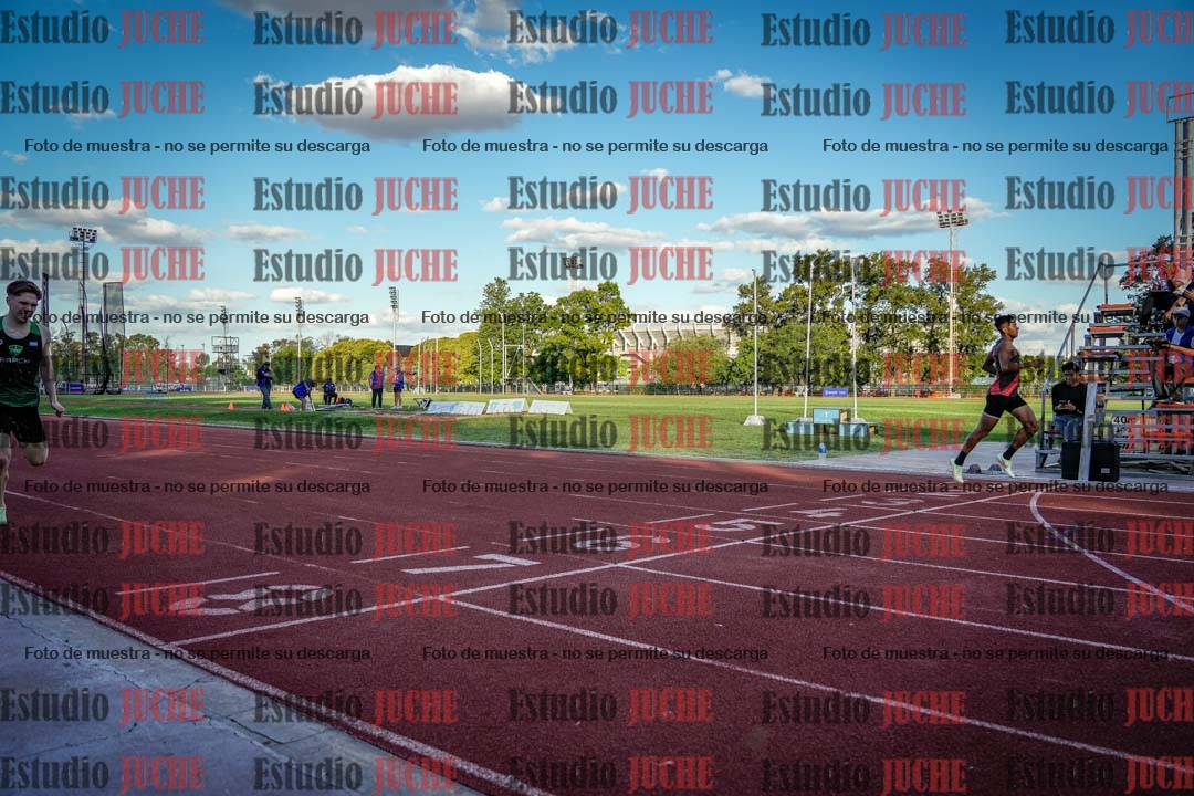 Fotos de los 400 m llanos de varones