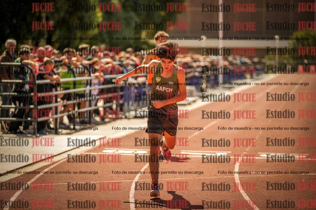 Fotos de los 400 m llanos de varones