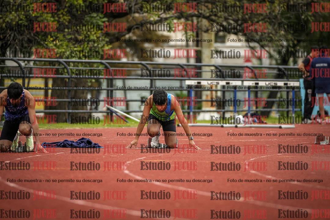 Fotos de los 200 m llanos de varones