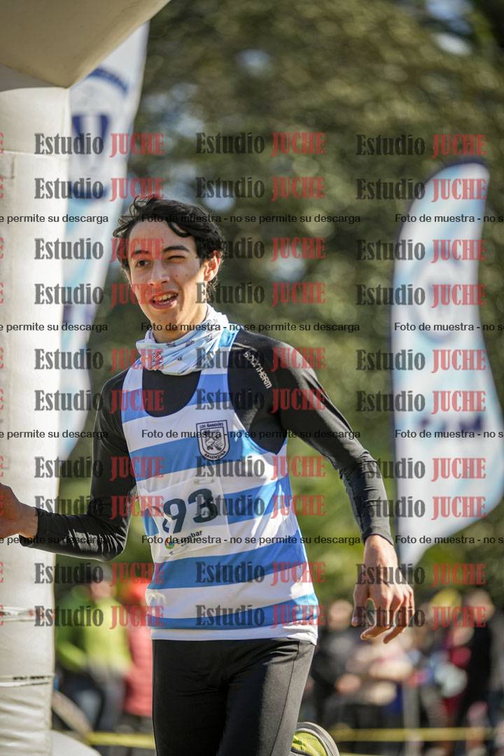 Fotos de la llegada del cross de 3000 m