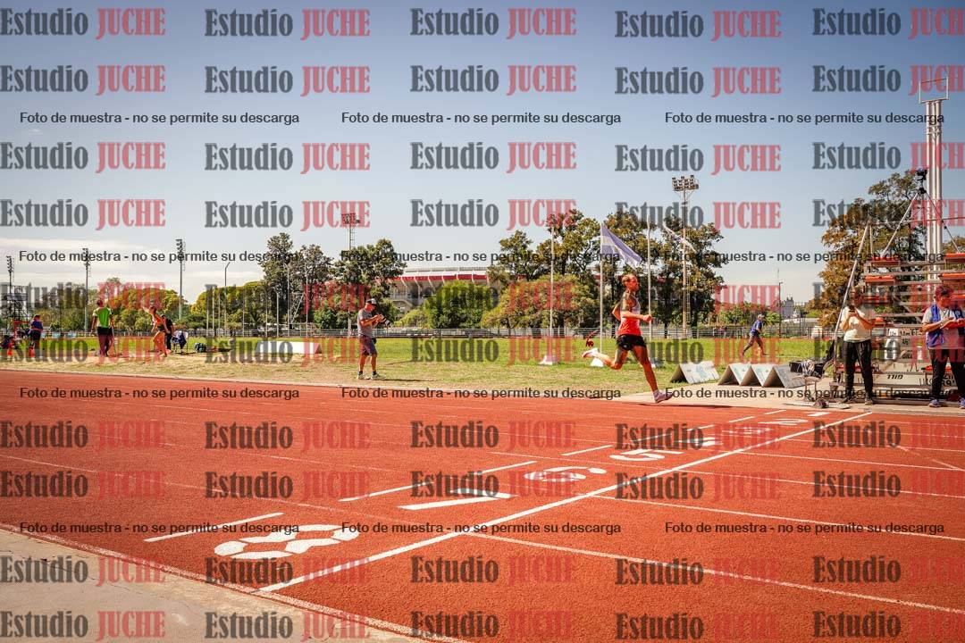 Fotos de los 400 m llanos de varones
