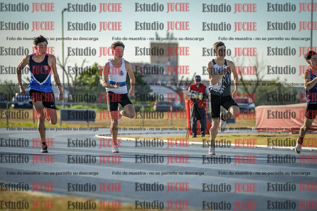 Fotos de los 100 m llanos de varones - FINAL U18