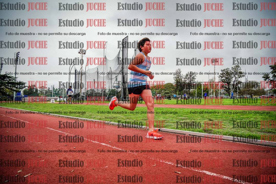 Fotos de los 2400 m llanos de varones