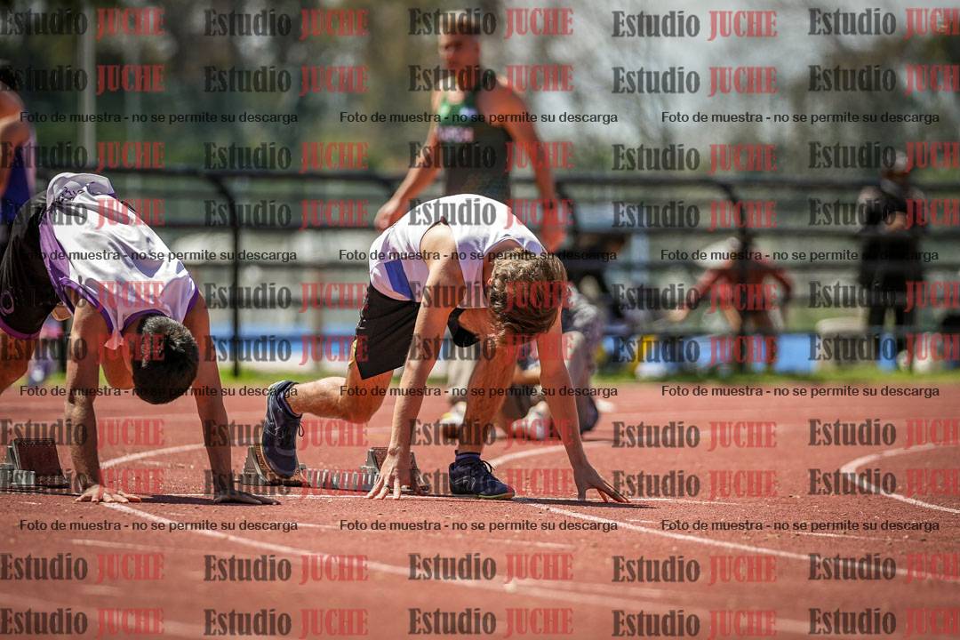 Fotos de los 100 m llanos de varones
