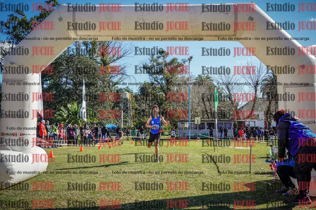 Fotos de la llegada del cross de 3000 m